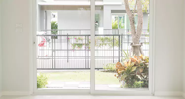 Balcony Screen Door Repair in Jupiter, FL
