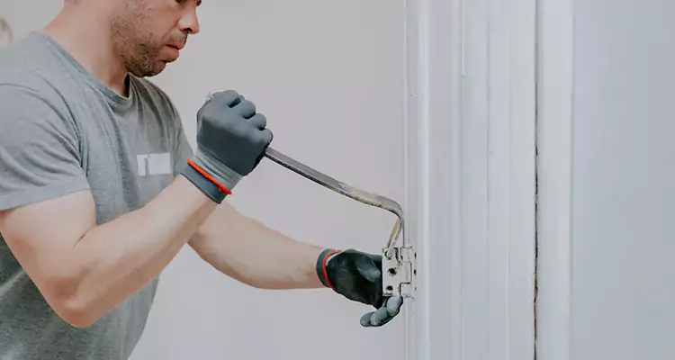 Cracked Door Jamb Repair in Jupiter, FL