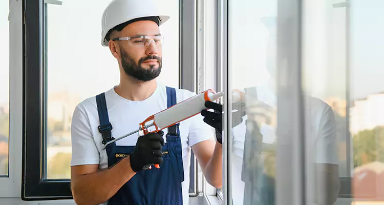 Retractable Screens Repair for Patio in Jupiter, FL
