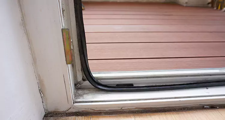 Why Choose Us for Leaking Sliding Glass Door Repair in Jupiter, FL?