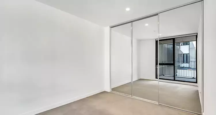 Why Homeowners Choose Us for Sliding Mirror Door Replacement in Jupiter, FL