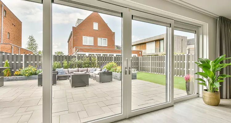 Best Sliding Screen Door Replacement Company in Jupiter, FL
