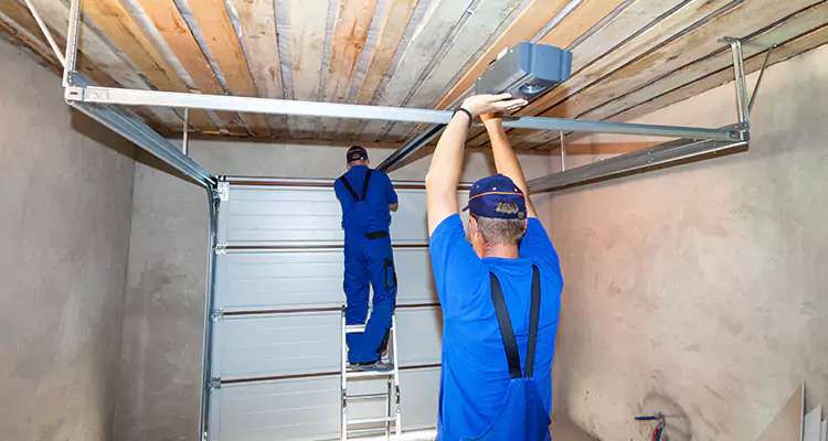 Garage Door Opener Technician in Jupiter, FL