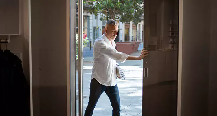 Track Cleaning and Repair for Stuck Doors in Jupiter, FL