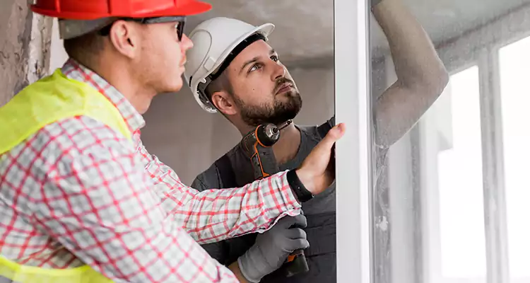 Sliding Patio Door Sticking? Expert Repair in Jupiter, FL.
