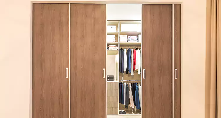 Sliding Closet Wardrobe Repairs in Jupiter, FL