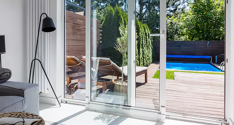 Fixing A Sliding Screen Door Roller in Jupiter, FL
